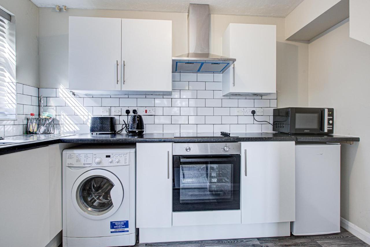 Windsor Burnham Ascot Haven Sleeps 4 Villa Slough Luaran gambar