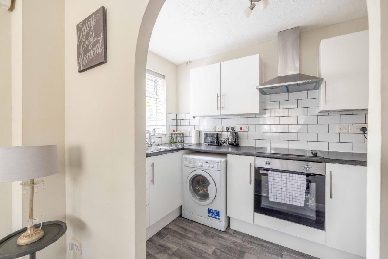 Windsor Burnham Ascot Haven Sleeps 4 Villa Slough Luaran gambar
